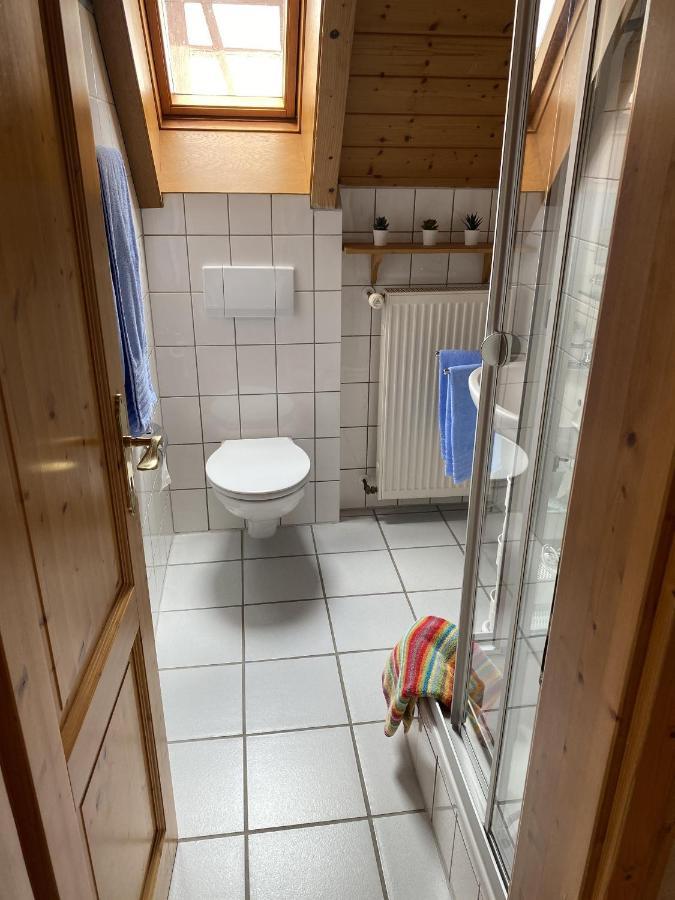 Gaestehaus Winzerhof Bader Heuchelheim-Klingen Luaran gambar
